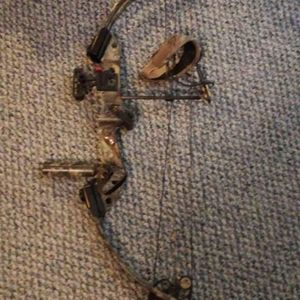 Left Hand Fred Bear Compound Bow